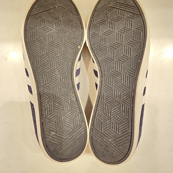 Womens navy suede Adidas gazelles 7.5m - Picture 5 of 5